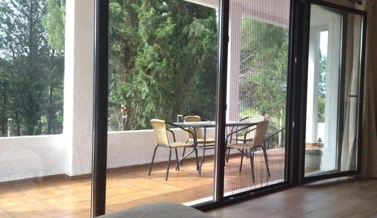 Bonita Casa Blanca En El Bosque. Villa Córdoba Eksteriør bilde